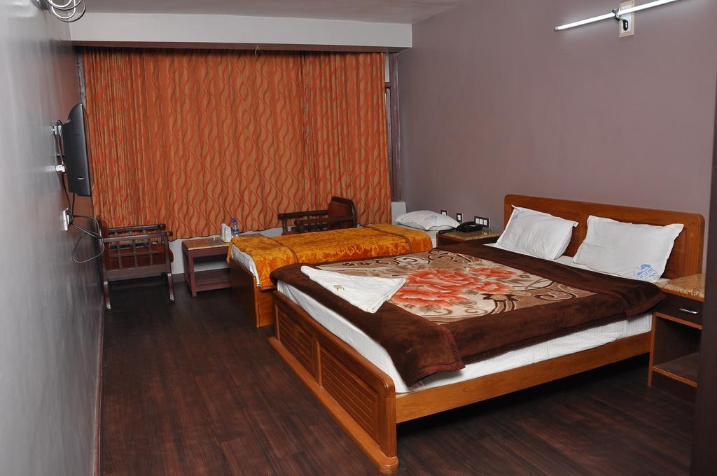 Grand Paradise Inn Kodaikanal Room photo